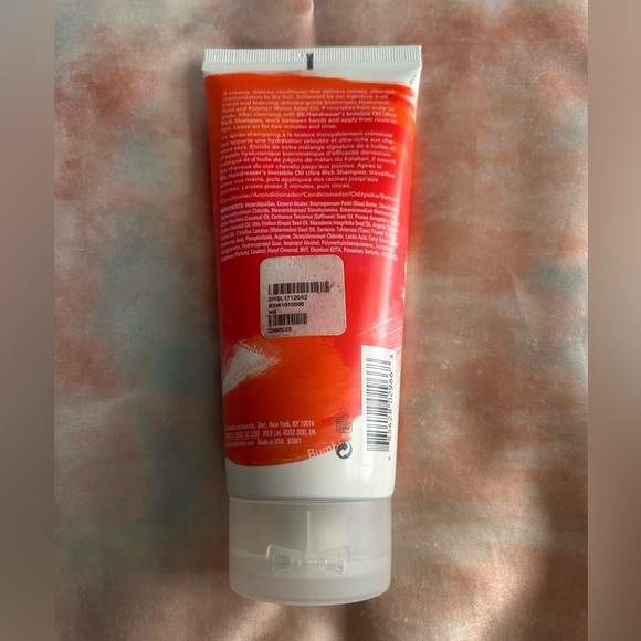 Bumble and Bumble - Bb Hairdresser's Invisible Oil Ultra Rich Conditioner - Picture 2 of 2